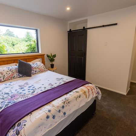 In Town, Close To Nature Apartment Dunedin Bagian luar foto